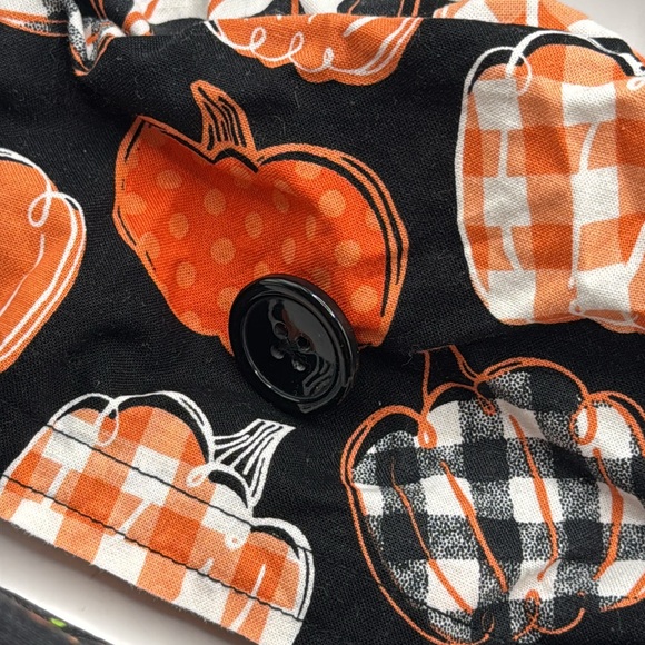 Scrub Caps with buttons Fall Pumpkin Halloween Candy Corn black and orange - Picture 5 of 6